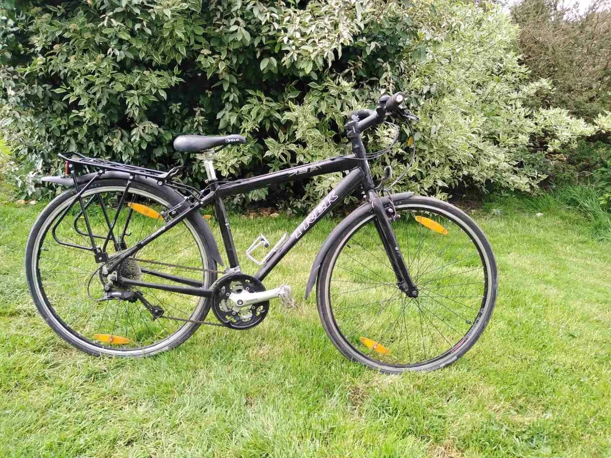Road bike - Image 1