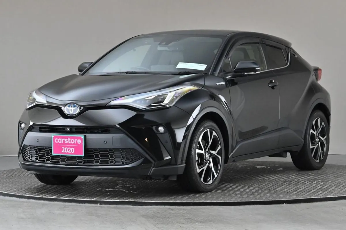 Toyota C-HR 1.8 Hybrid  full Leather 360 Park Cam - Image 3