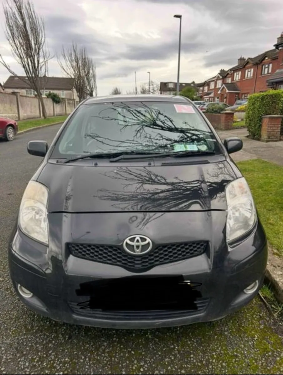 Toyota Yaris - Image 1