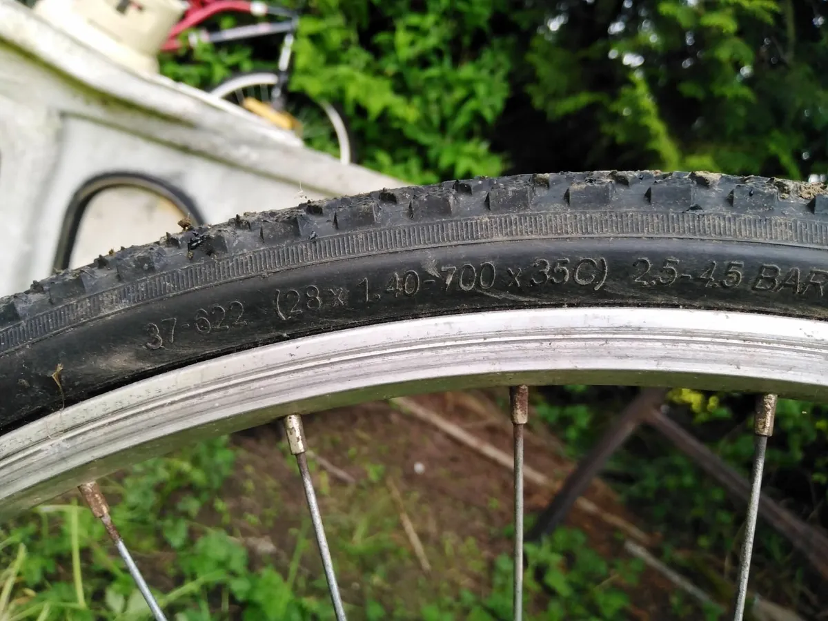 Road bike - Image 4