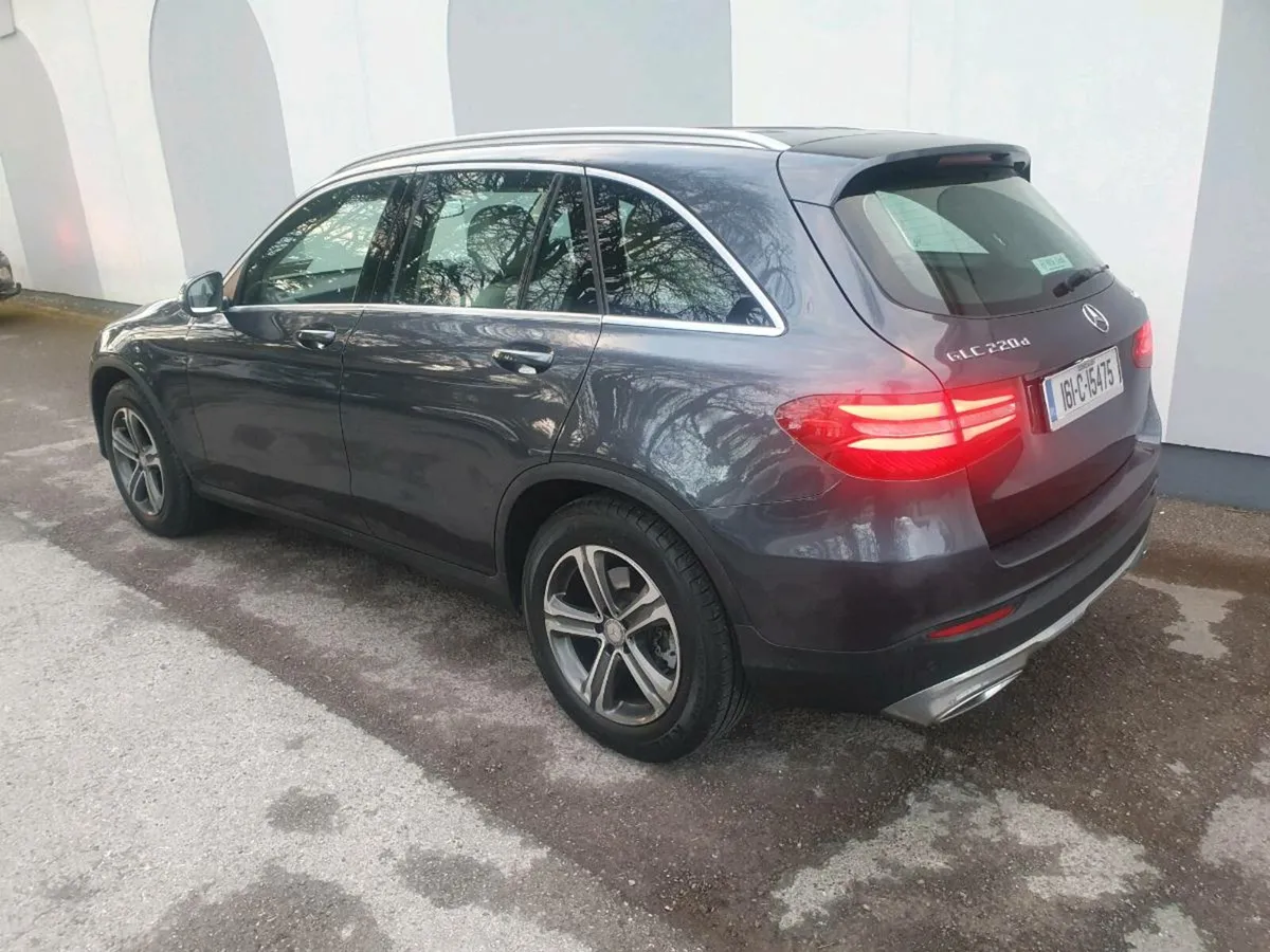MERCEDES-BENZ GLC 220D 4 MATIC 2016 - Image 4