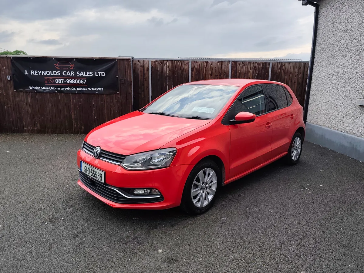 VwPolo comfort line plus auto low km 2015 - Image 2