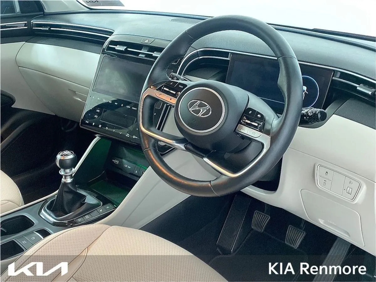 Hyundai Tucson Ix35 Executive Plus 2 Tone 5DR - Image 2