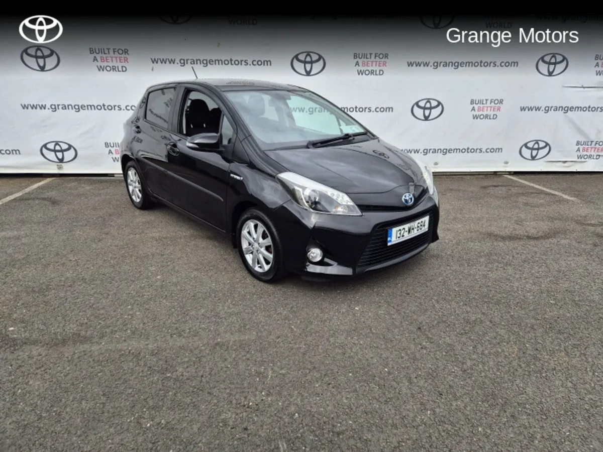 Toyota Yaris 1.5 Hybrid LUX 5DR - Image 1