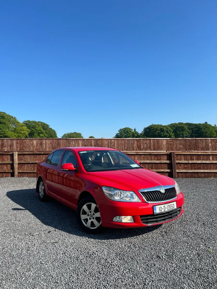 2010 Skoda Octavia DSG for sale - Image 1