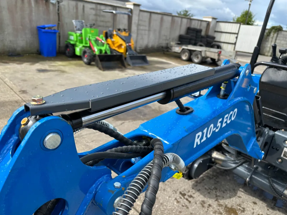 Rippa R10-5.. 1 Ton Micro Excavator - Image 2