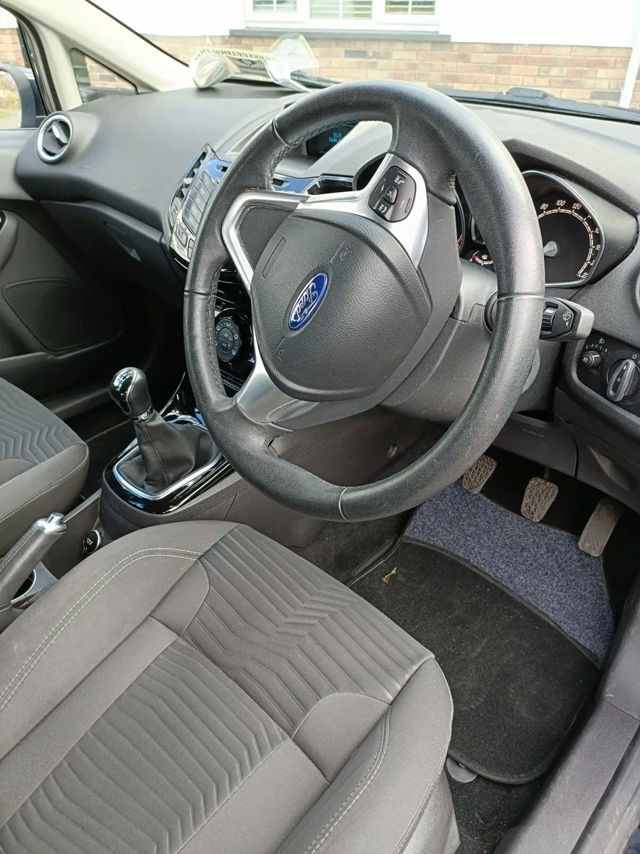 Ford Fiesta 2014 - Image 4