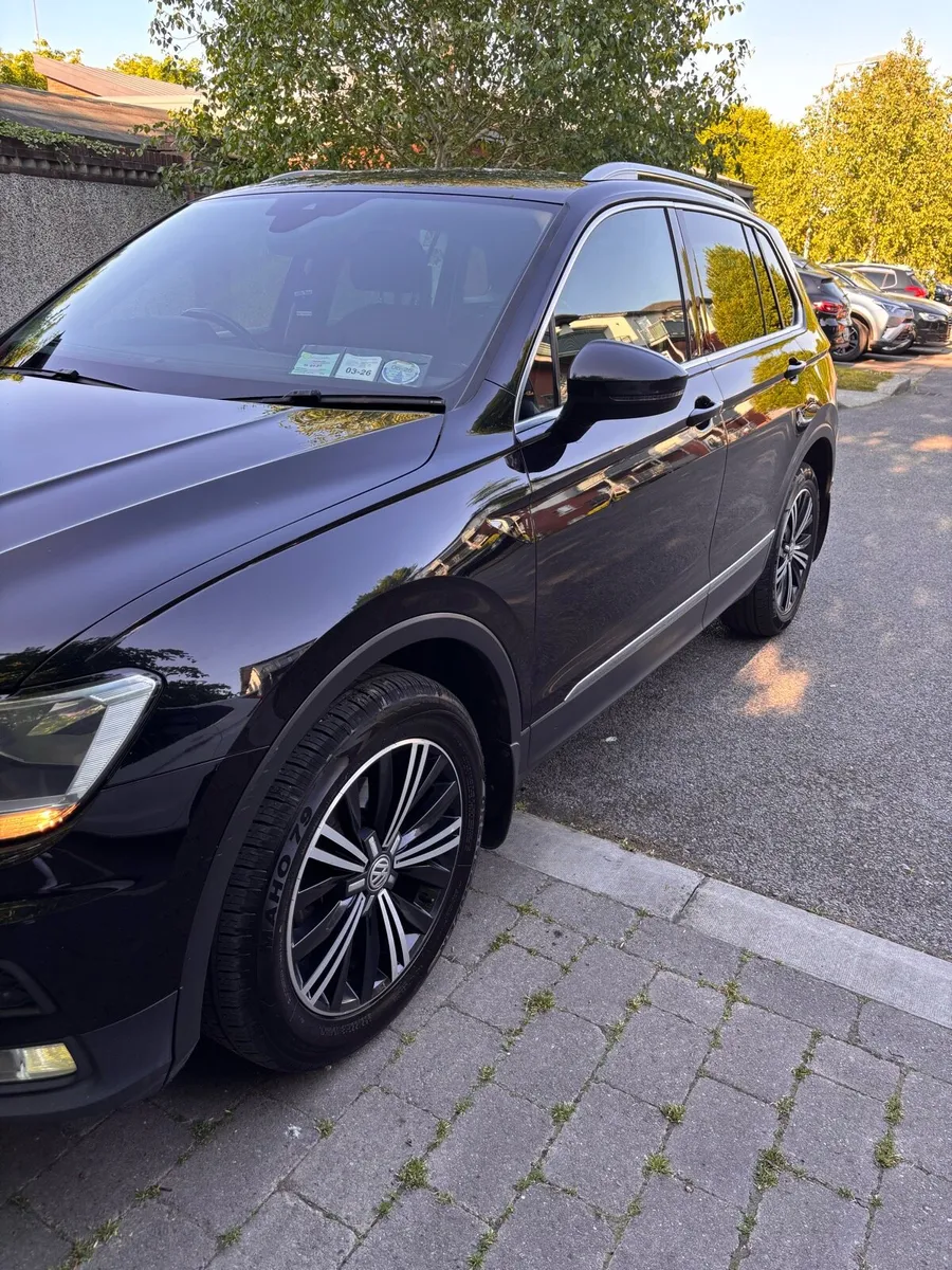 VW TIGUAN 4motion AUTO - Image 3