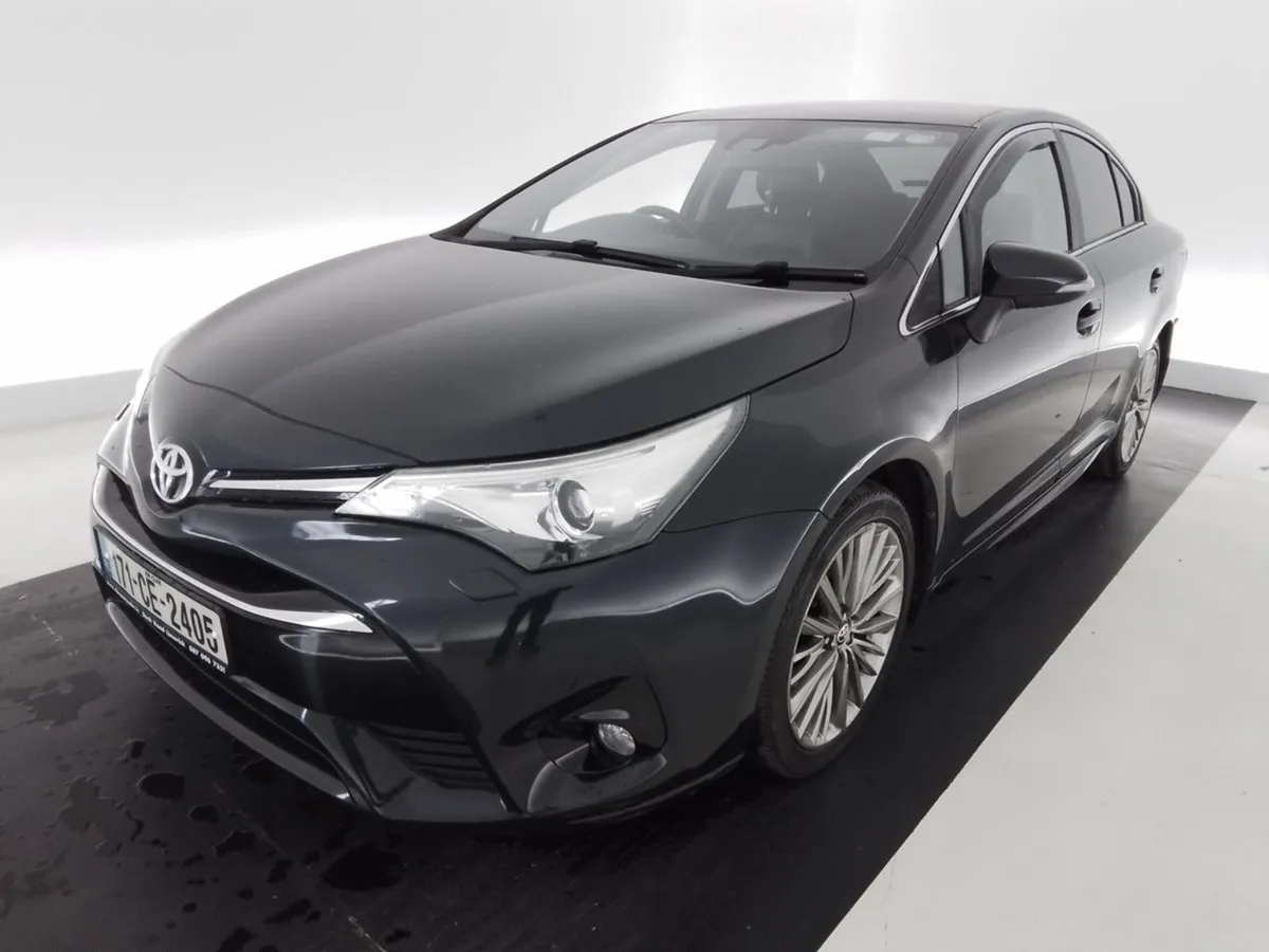 Toyota Avensis 2.0 D-4d Excel S/s 4dr Overmount 1 - Image 1