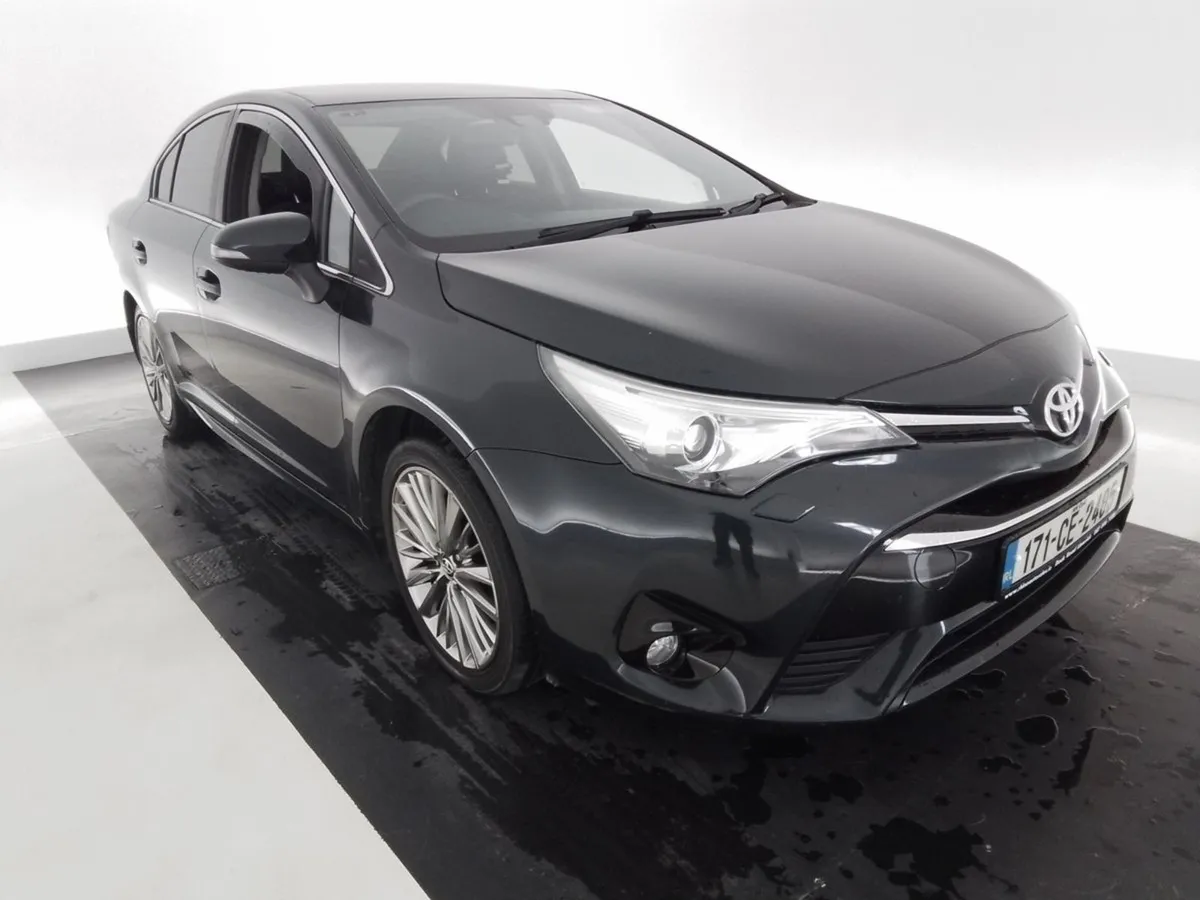Toyota Avensis 2.0 D-4d Excel S/s 4dr Overmount 1 - Image 2