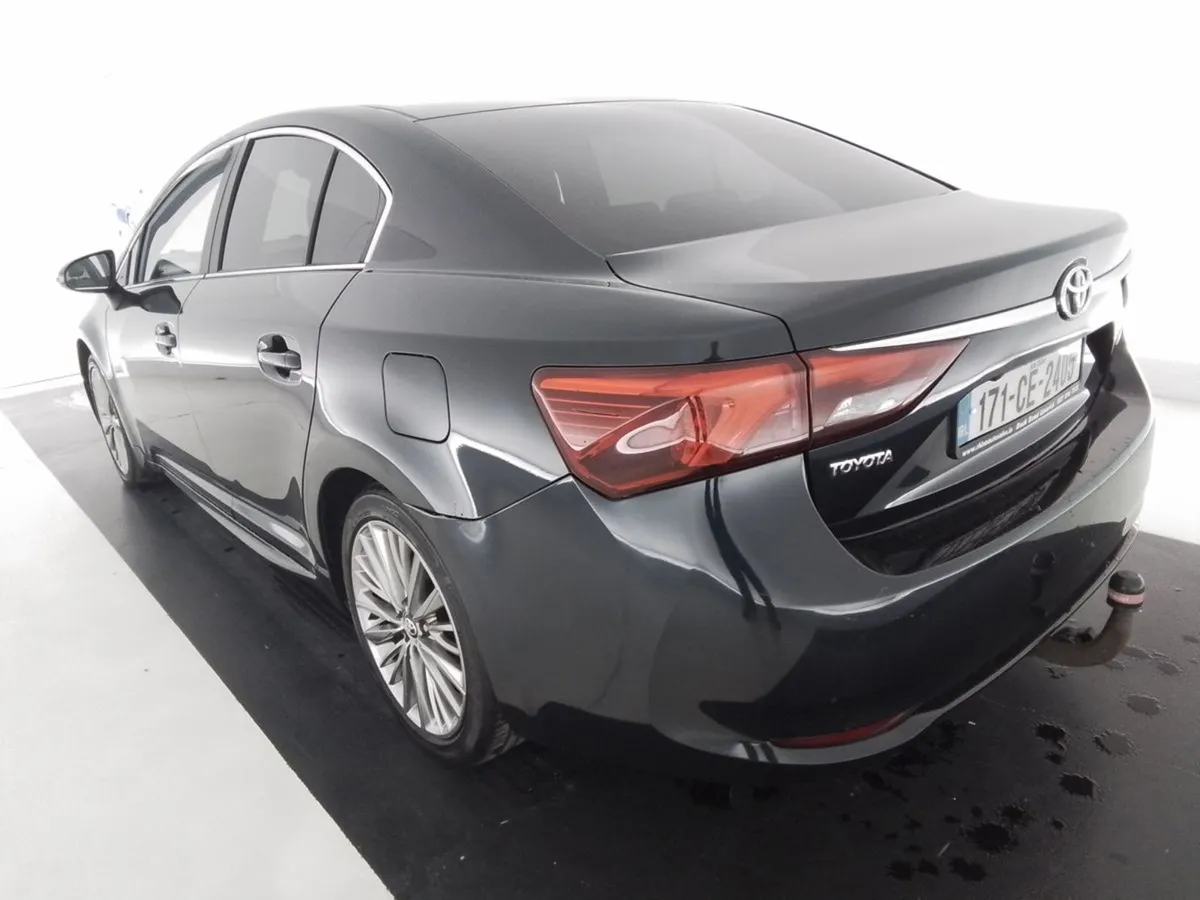 Toyota Avensis 2.0 D-4d Excel S/s 4dr Overmount 1 - Image 4