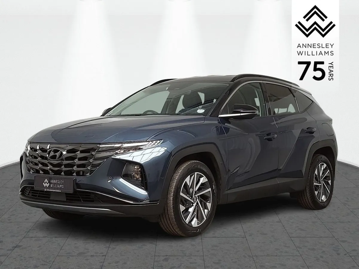 Hyundai Tucson Executive Plus 2 Tone Roof - Image 4