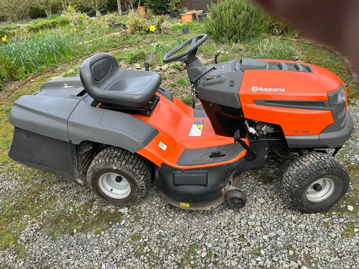 Husqvarna tc138 lawnmower - Image 2