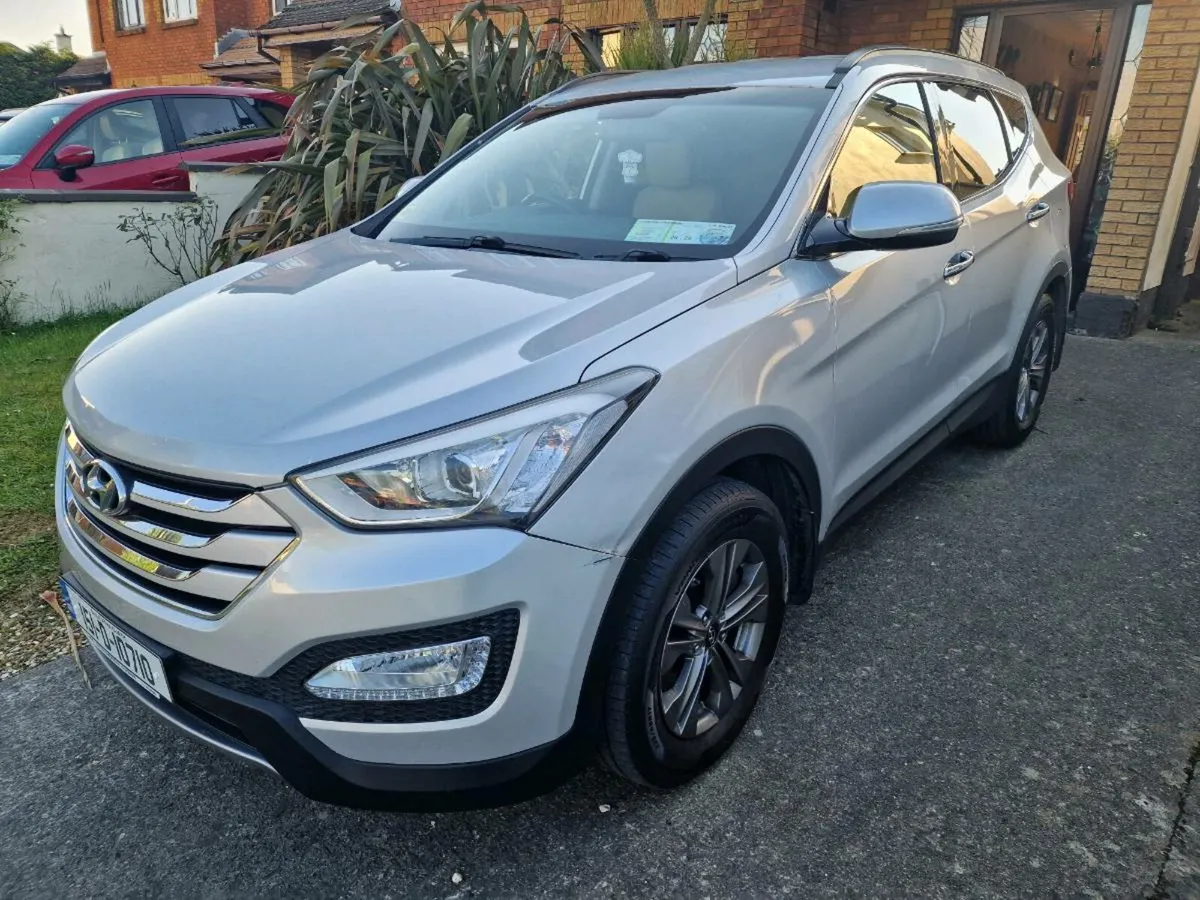 Hyunda Santa Fe  Fresh Nct, FSH, 7 seats - Image 2