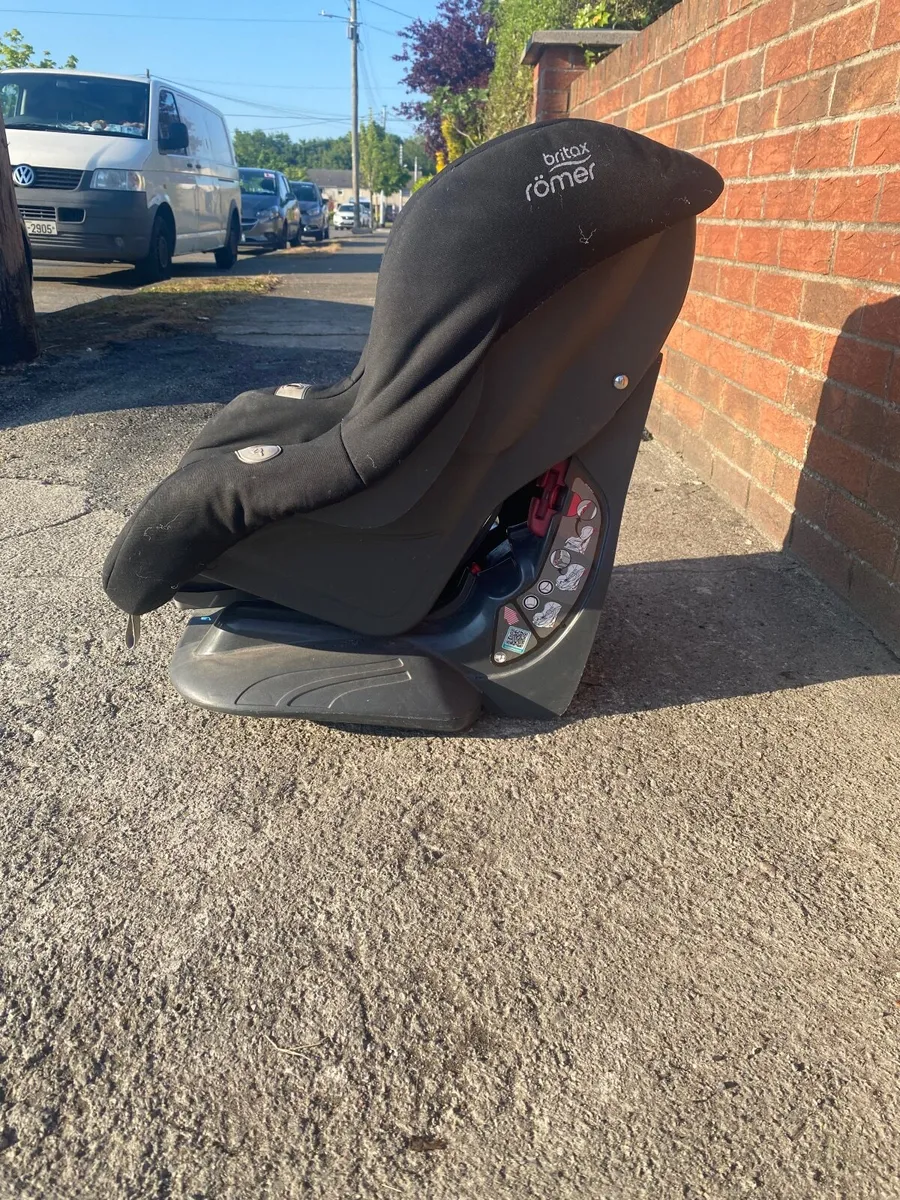 Baby/ toddler car seat  britax römer - Image 4