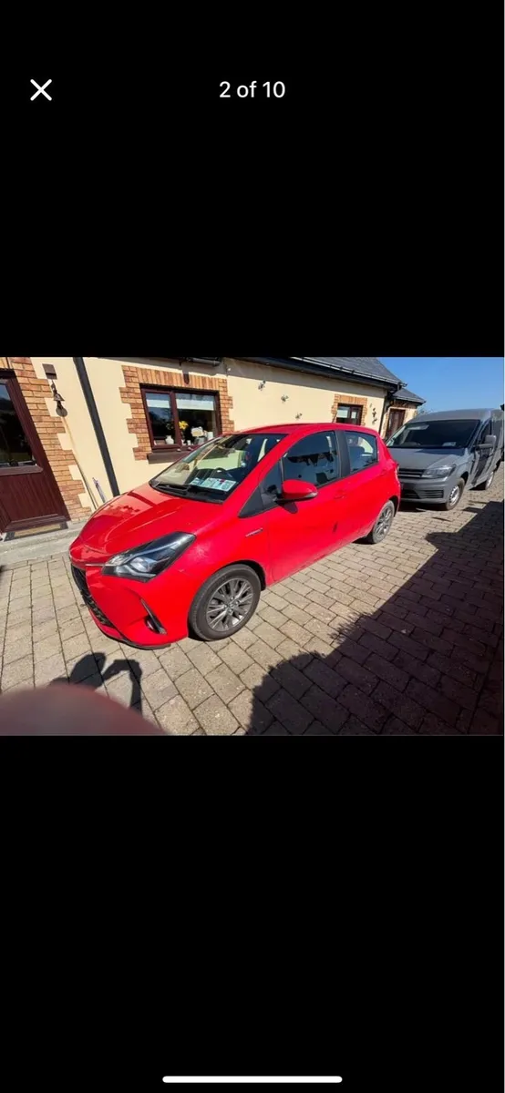Toyota Yaris hybrid Luna - Image 2