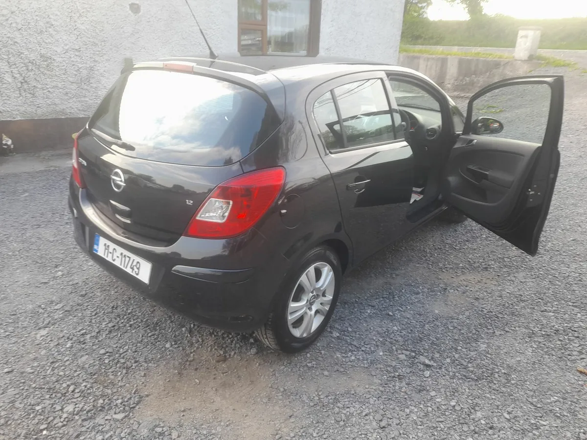Opel Corsa 2011 - Image 3