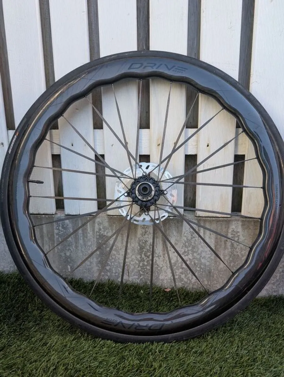 elite drive helix 46D Carbon disc brake wheels - Image 3