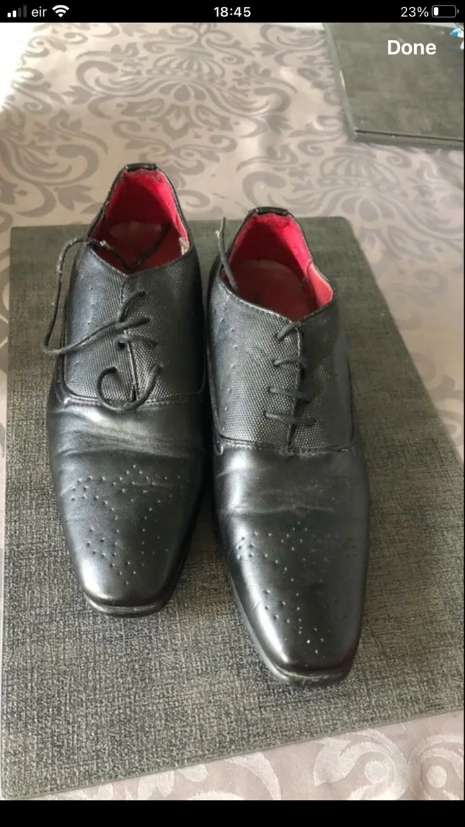 Mens shoes size 8 €15 - Image 1