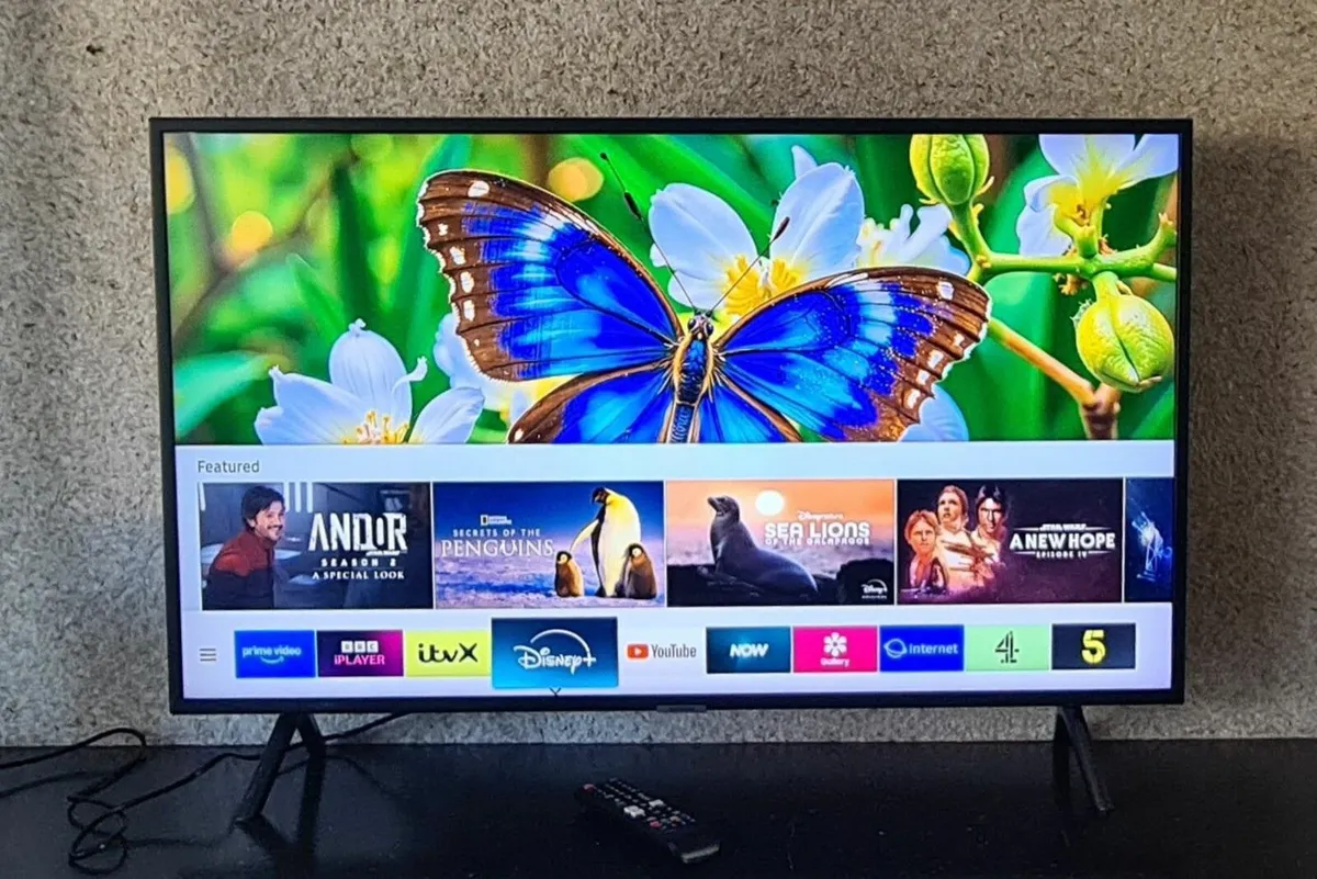 Samsung 7 Series – 40" 4K UHD LED TV Used, Good - Image 3