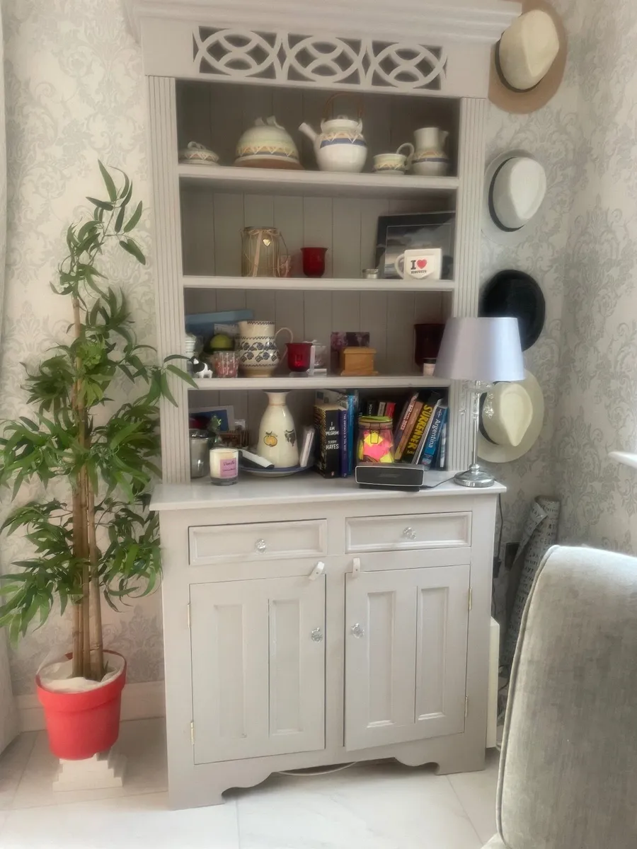 Kitchen dresser - Image 2