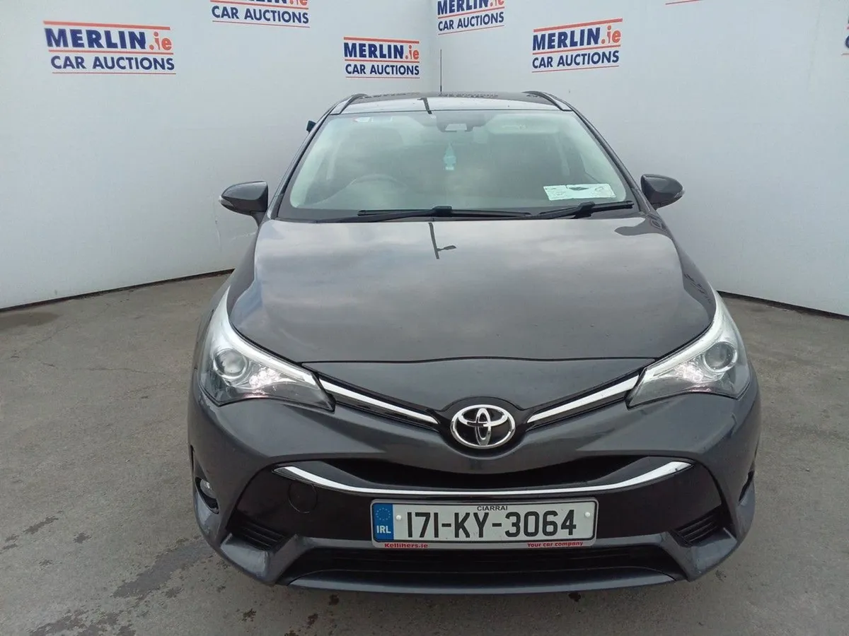 Toyota Avensis 1.6 D4D Business Editi - Image 1