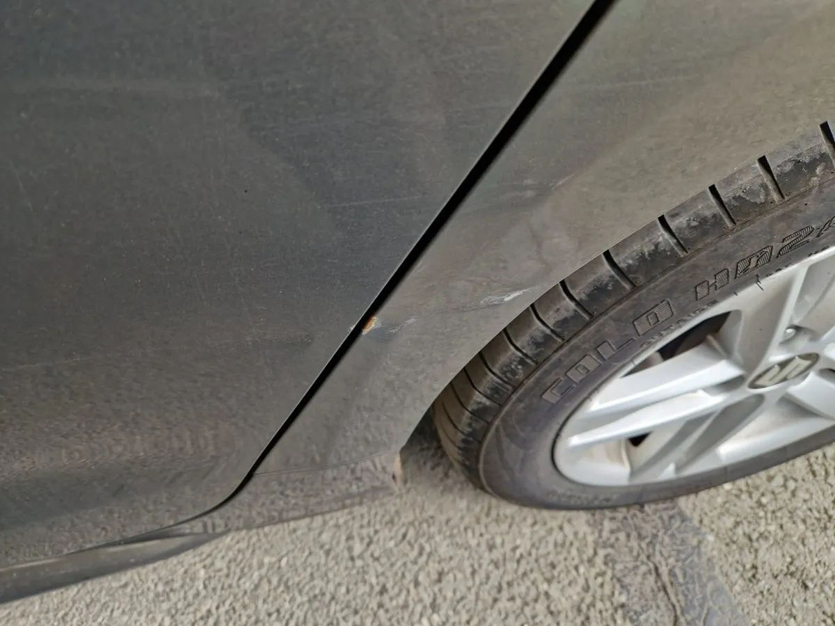 Suzuki Swace 1.8 Hybrid Sz-t CVT - Image 4