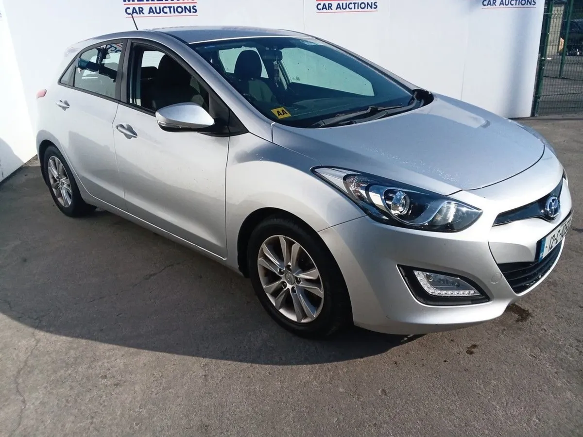 Hyundai i30 1.4 DSL Elite Plus - Image 4
