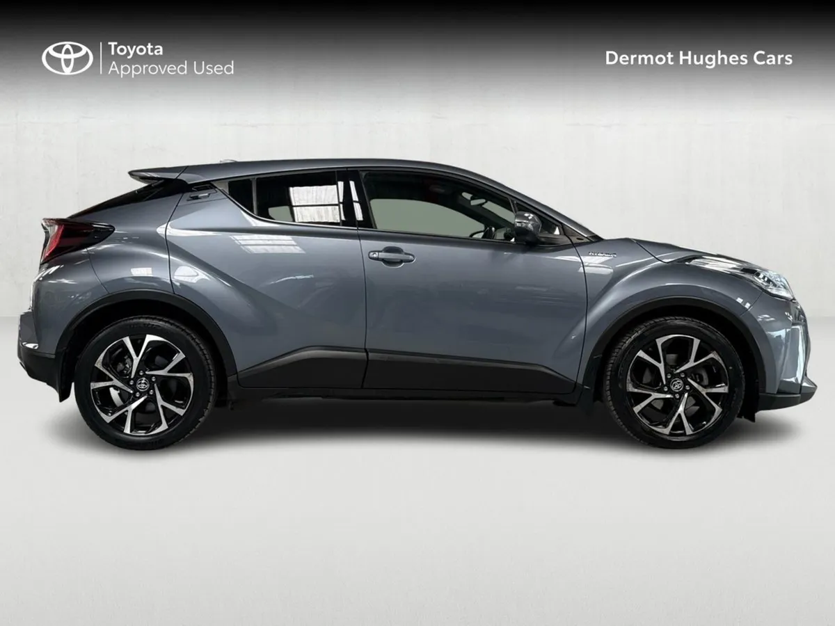 Toyota C-HR 1.8 Hybrid Sport - Image 3