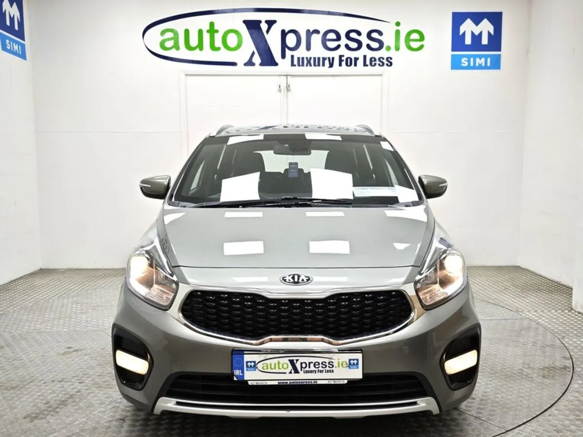 Kia Carens 1.7 Diesel 7-seater - Image 3