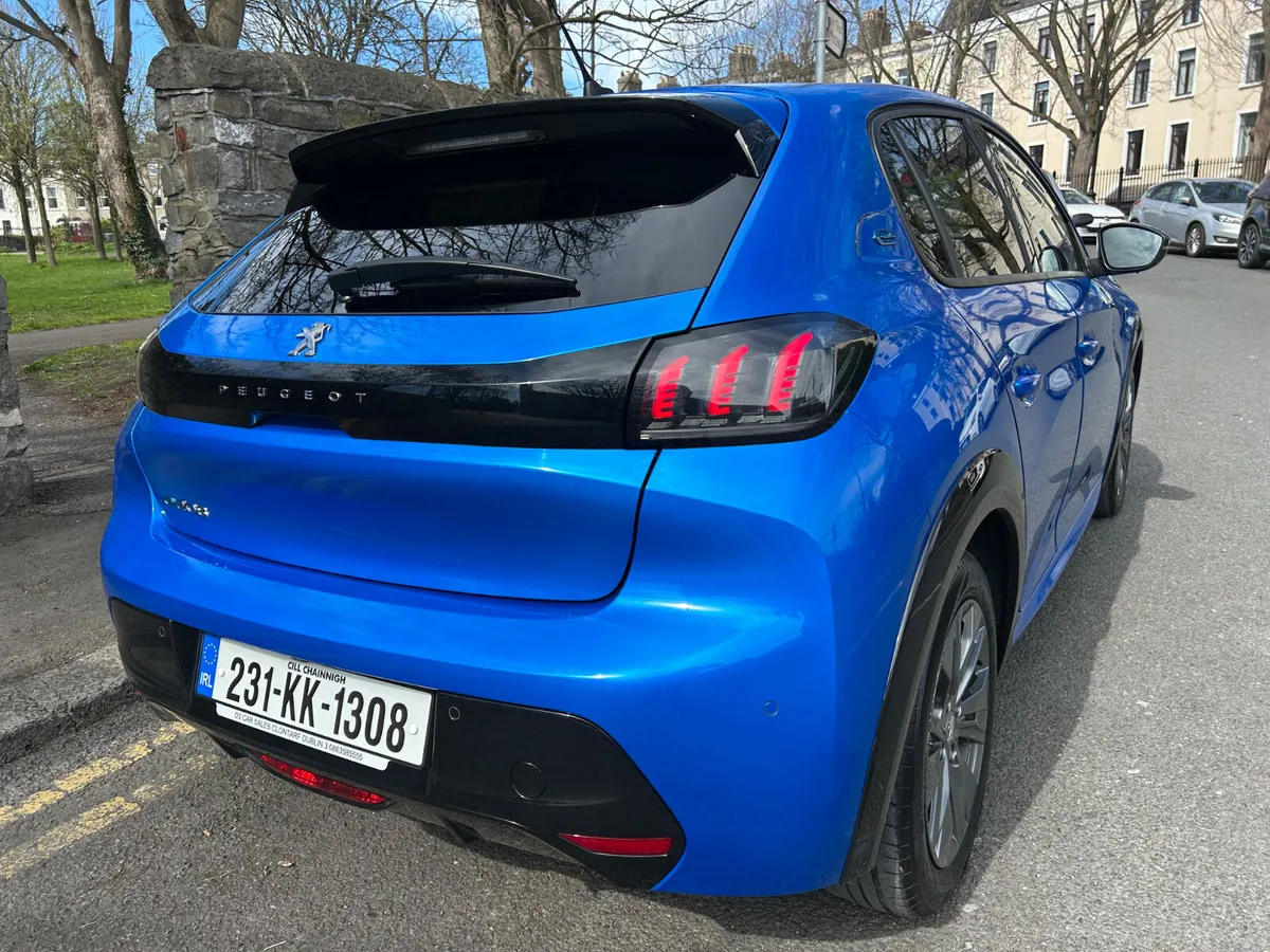 2023 PEUGEOT 208 ELECTRIC PARKING CAMERA - Image 4