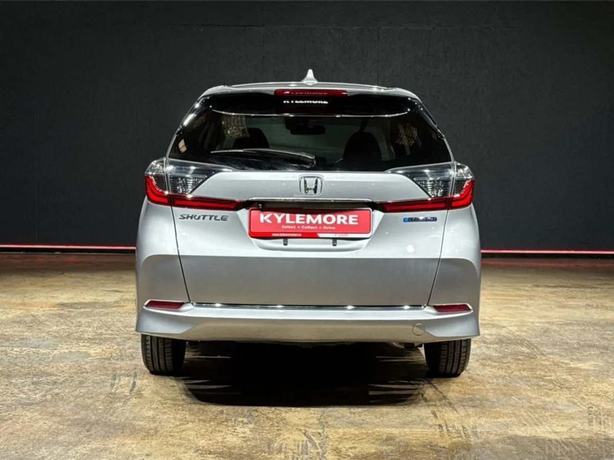 Honda Shuttle 1.5 Hybrid Automatic - Huge Boot Sp - Image 4