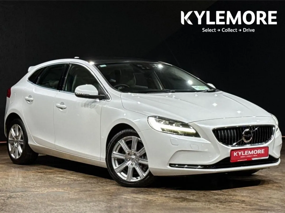 Volvo V40 1.5 Automatic - Classic Edition - Cream - Image 1