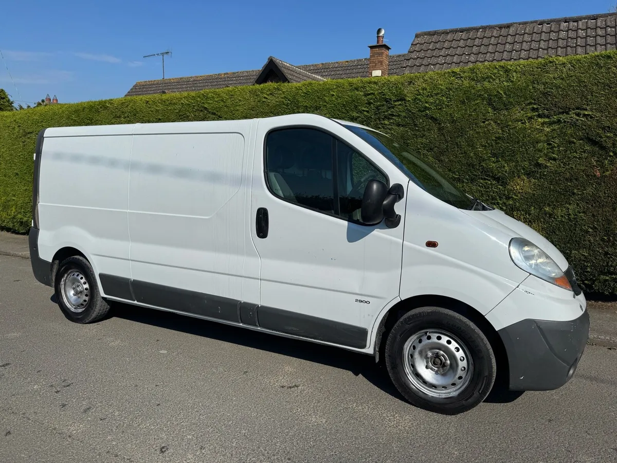 Opel Vivaro new cvrt low mileage - Image 2