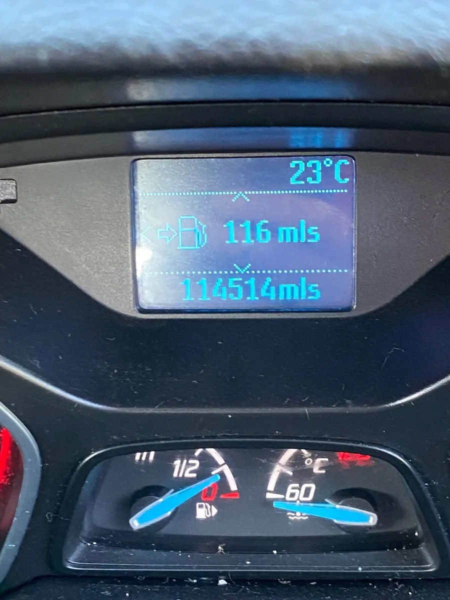 Ford Focus 2013 - Image 2