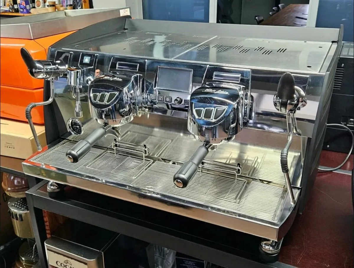 Professional Espresso Machine – Long-Term Rental - Image 3
