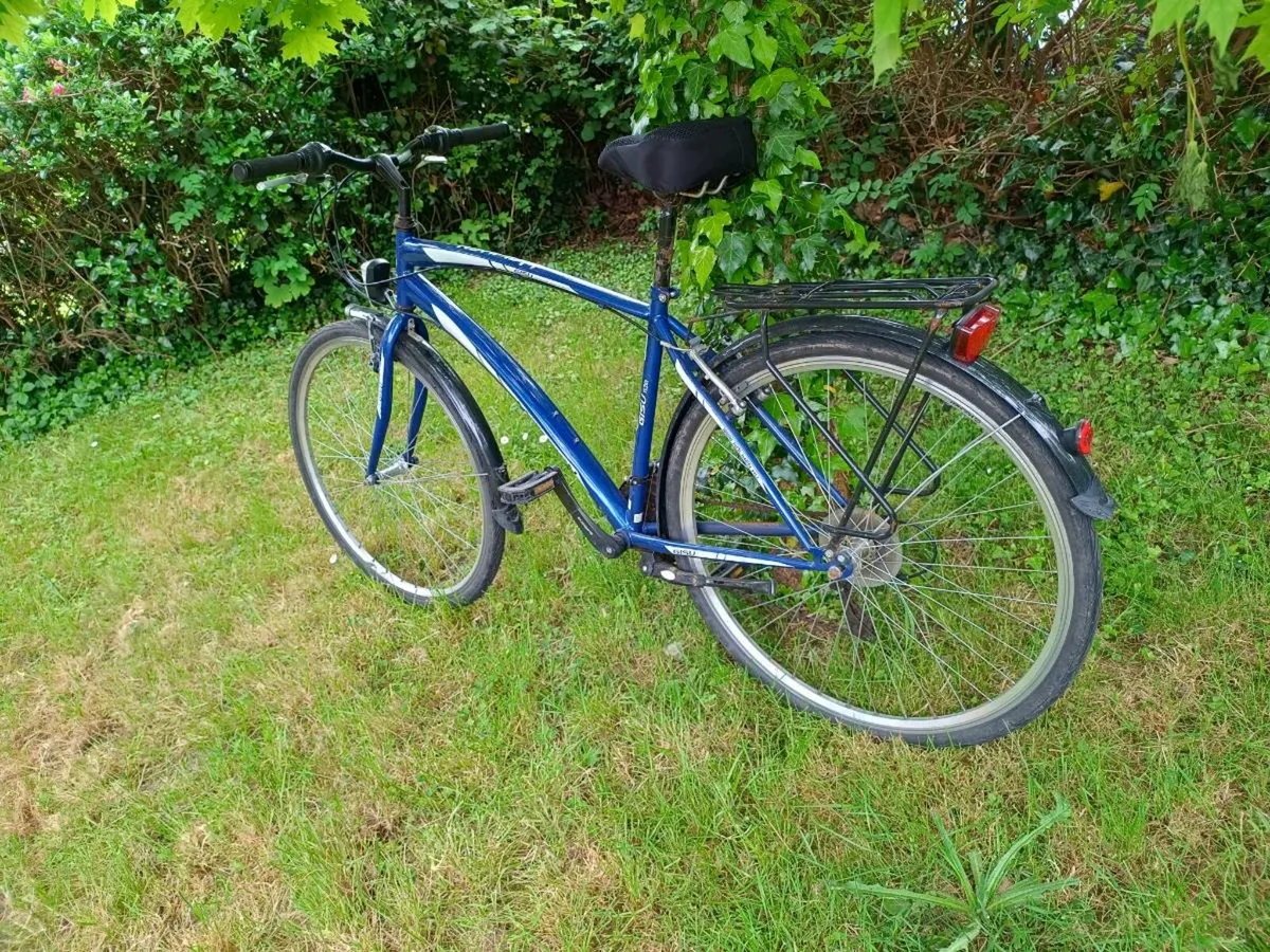 Well-Maintained Bicycle for Sale - Image 2
