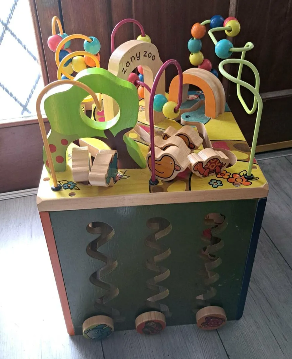Zany zoo activity cube - Image 3