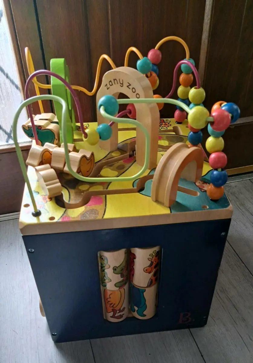 Zany zoo activity cube - Image 4
