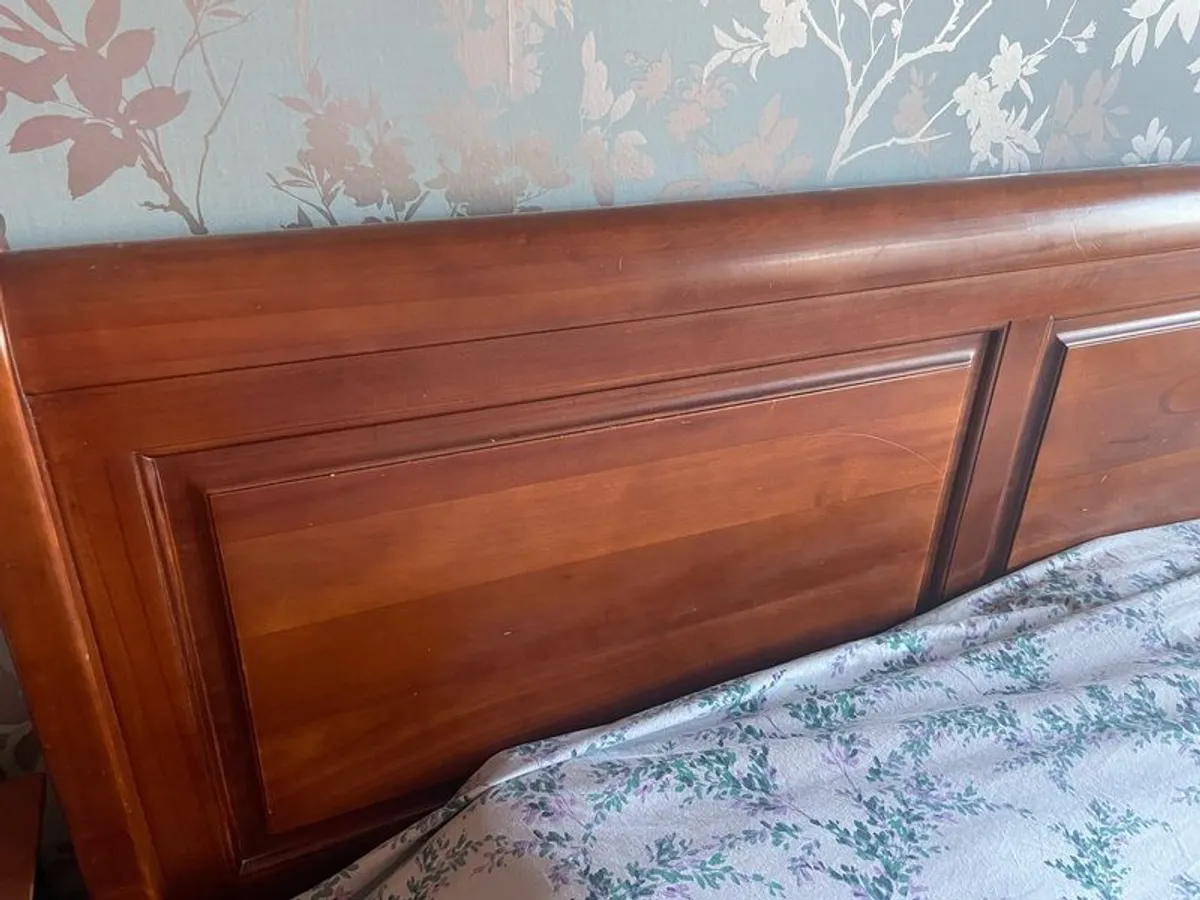Price reduced - Bedroom furniture package -  excellent value - Image 1