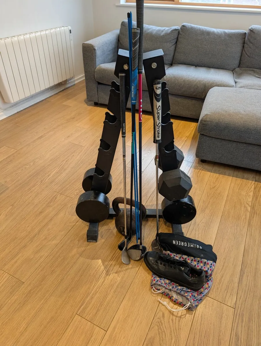 Sports equipment - Free - Image 1