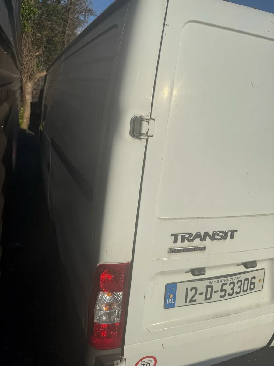 Ford Transit 2012 - Image 2