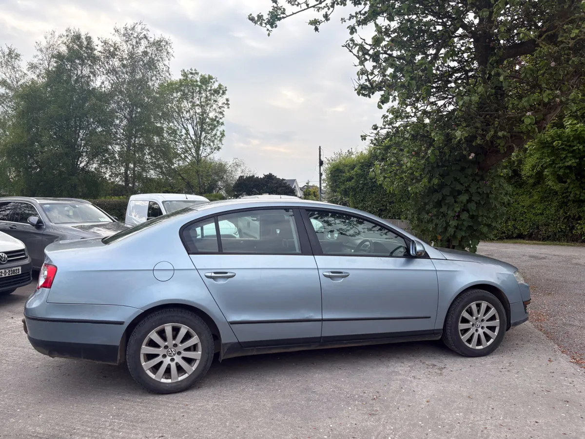 2008 Volkswagen Passat 1.9 TDI - Image 2