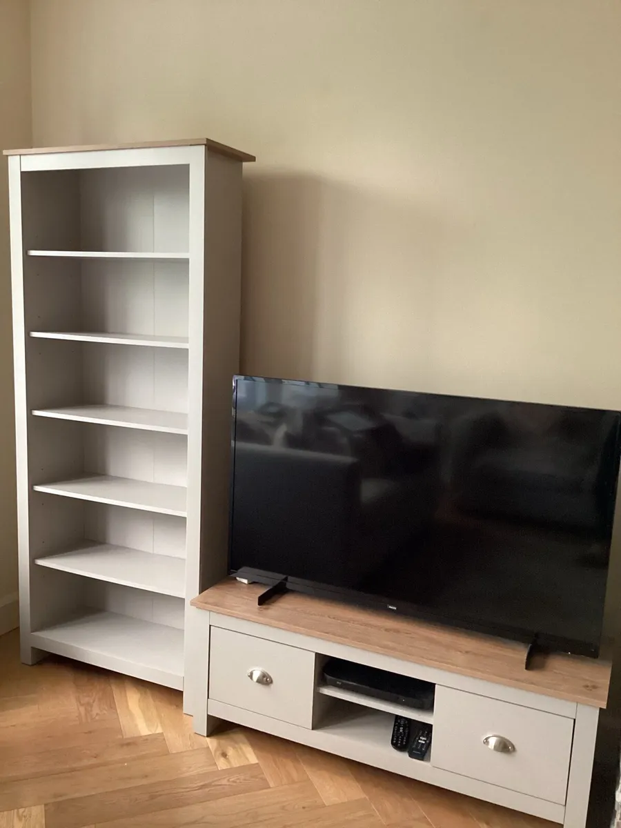 Tv unit and bookshelf - Image 1
