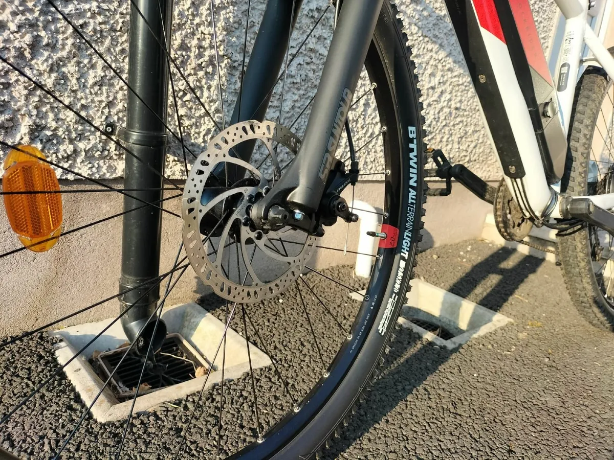 Rockrider Electric Bike + Extra Accesories - Image 4