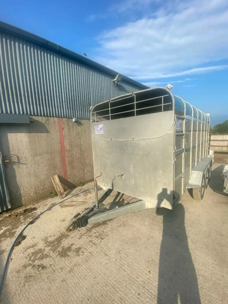 Cattle trailer - Image 1