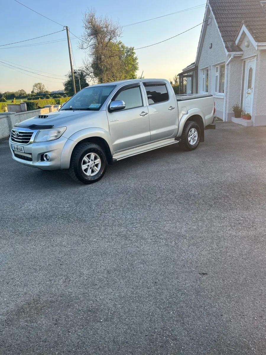 Toyota hilux 2014 - Image 1