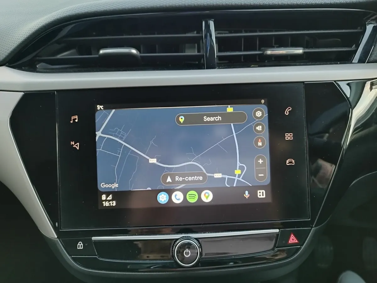 Opel Corsa 2022 - Image 2