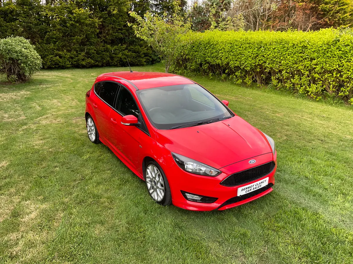 2017 Ford Focus 1.5TDCI ST-Line **Mint car!** - Image 3