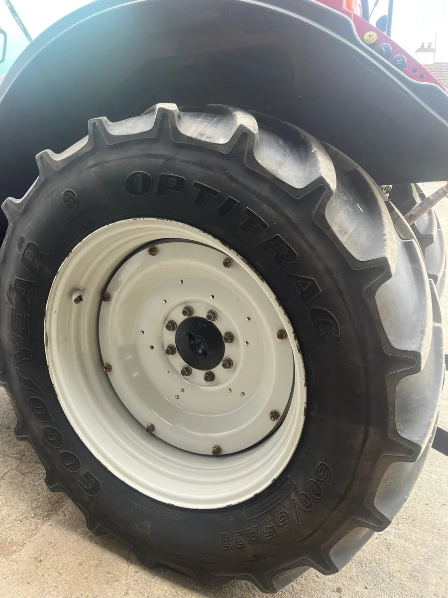 Tyres and rims 600/65/38 480/65/28 - Image 2